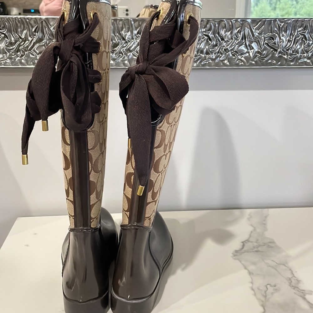 Coach Weather Boots - Picture 2 of 2